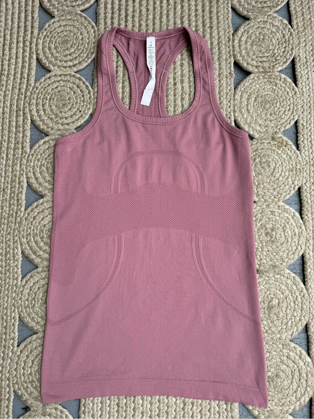 Lululemon Swiftly Tech Racerback Tank Top Dusty Pink Size 4 (S)